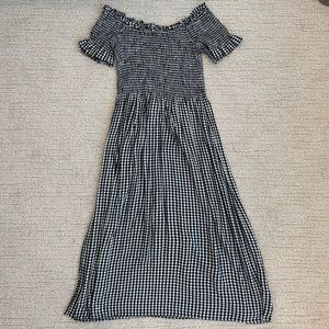 Urban Outfitters Gingham black and white midi dress